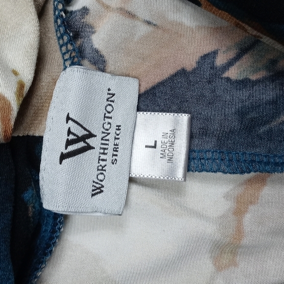 Worthington stretch large sized sleeveless top - Picture 3 of 11